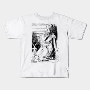 Alice in Wonderland | Giant Alice Watches Rabbit Run Away | Vintage Alice | Kids T-Shirt